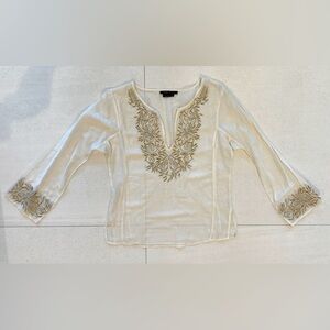 BCBGMAXAZRIA White with Gold details shirt Size S